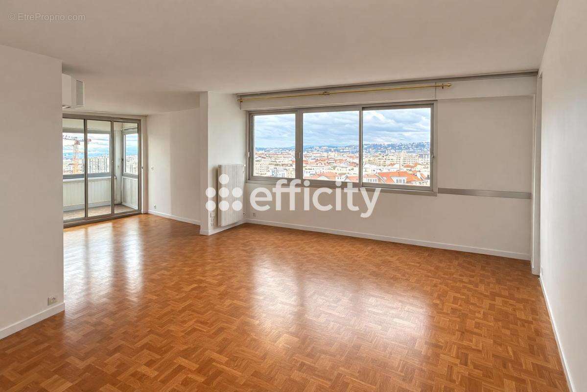 Appartement à LYON-7E