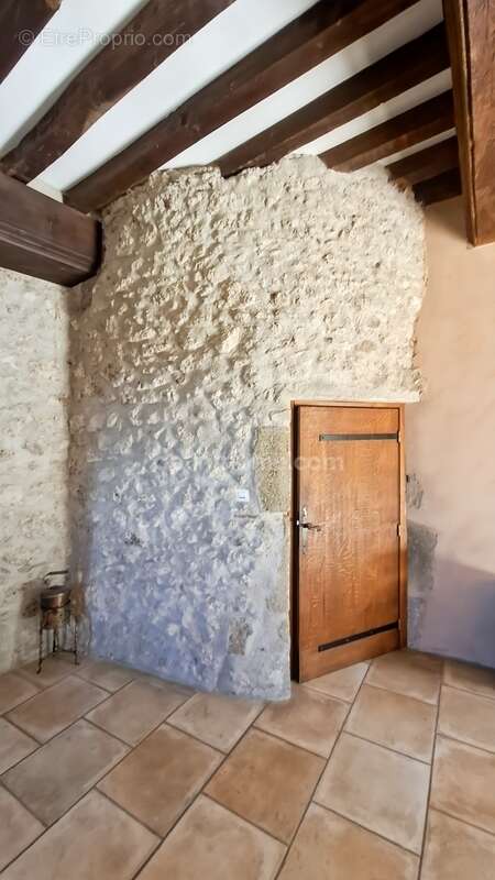 Maison à CHAVROCHES