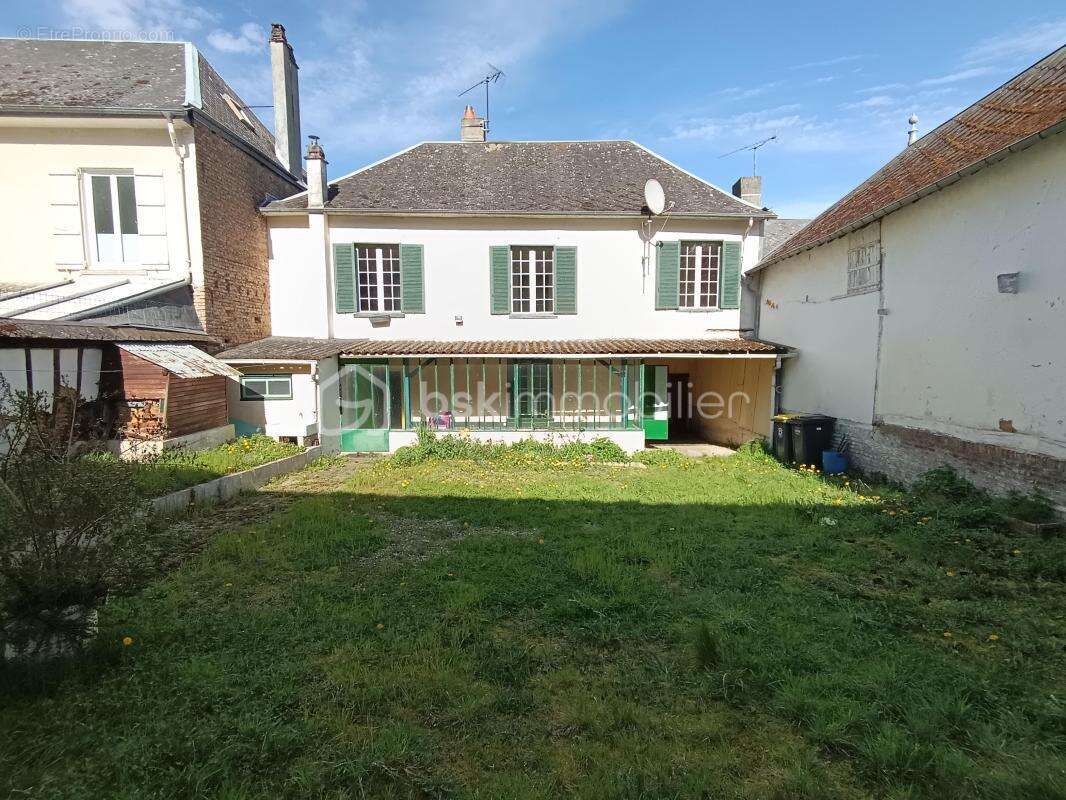 Maison à LIOMER