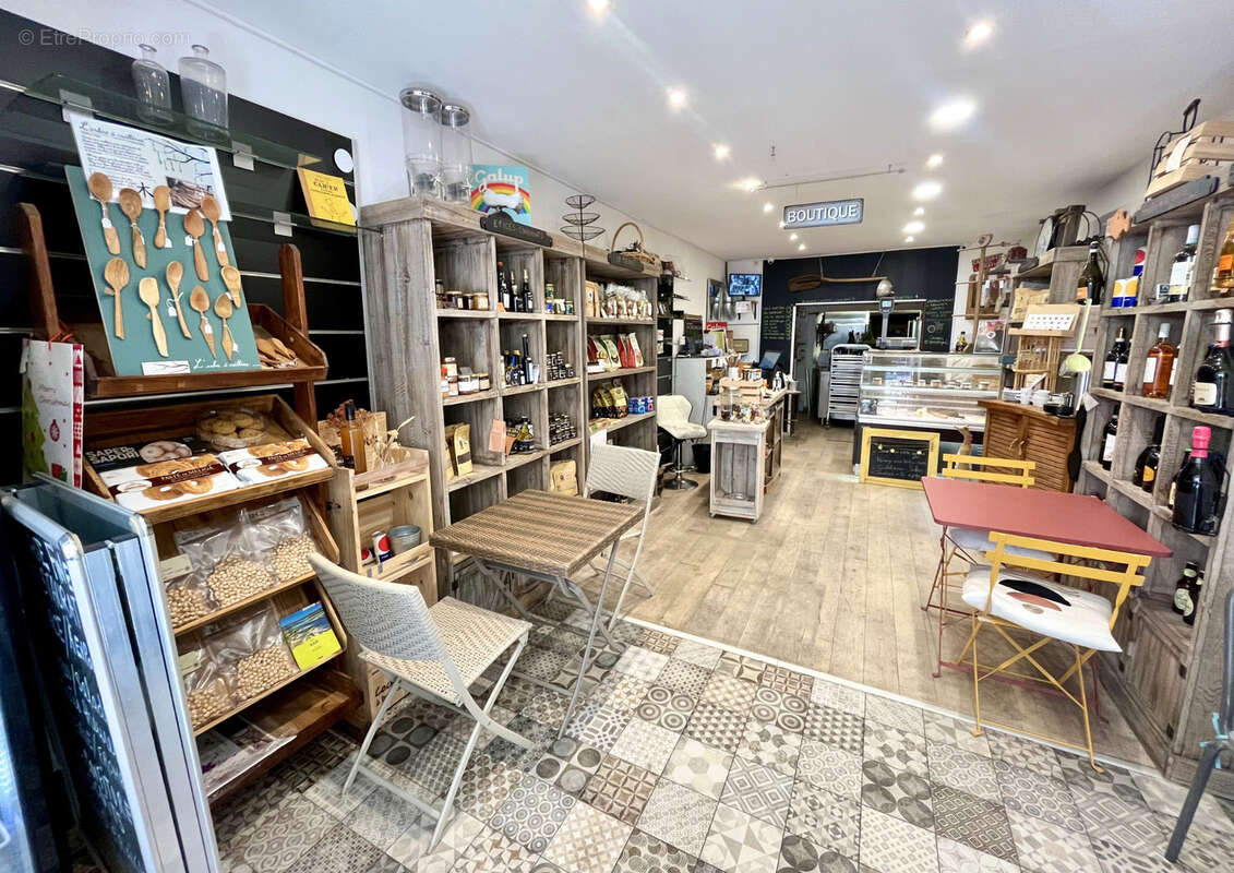 Local commercial - epicerie fine - photo 2
