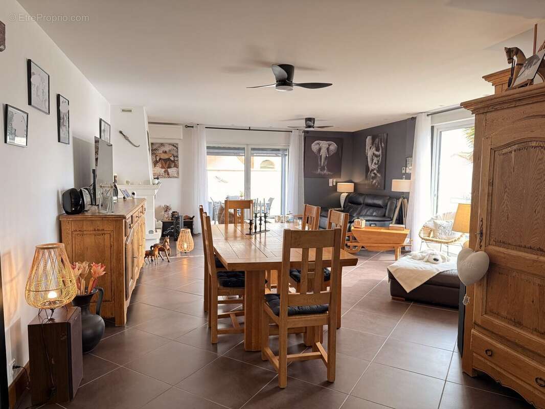 Maison à SEMUSSAC