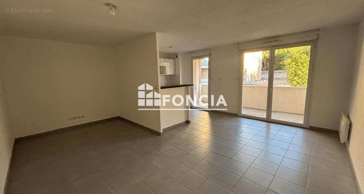 Appartement à LUNEL