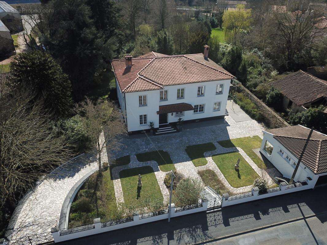 Maison à LABASTIDE-ROUAIROUX