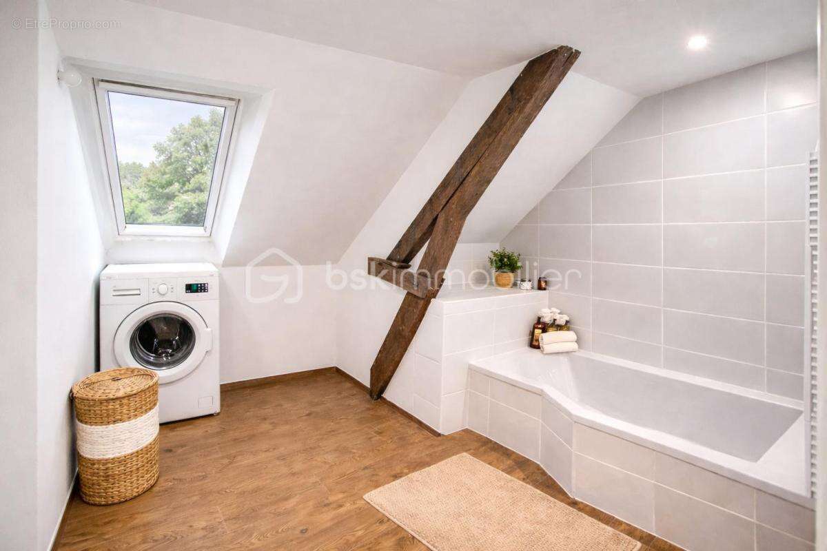 Appartement à FOUGERES