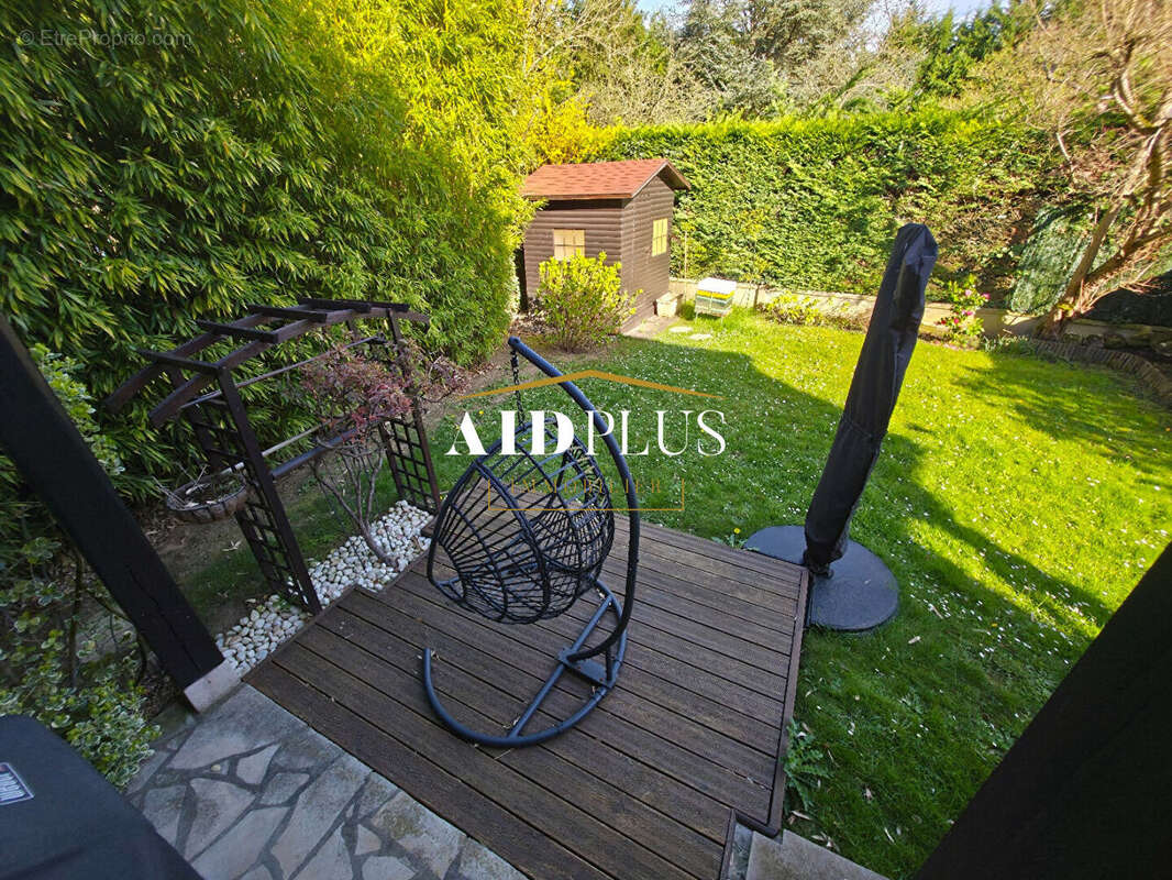 Maison à SAINT-LEU-LA-FORET