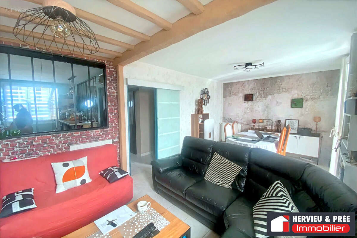 Maison à LUC-SUR-MER