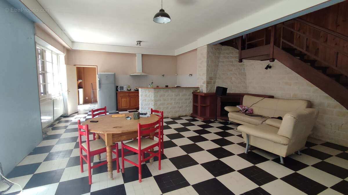 Maison à CAZIDEROQUE