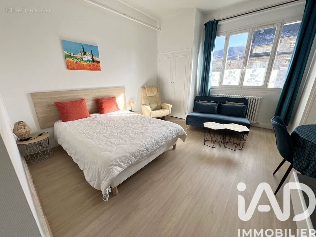 Photo 1 - Appartement à VIC-SUR-CERE