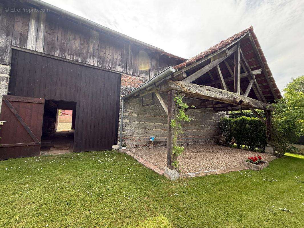 Maison à BESSEY-LES-CITEAUX