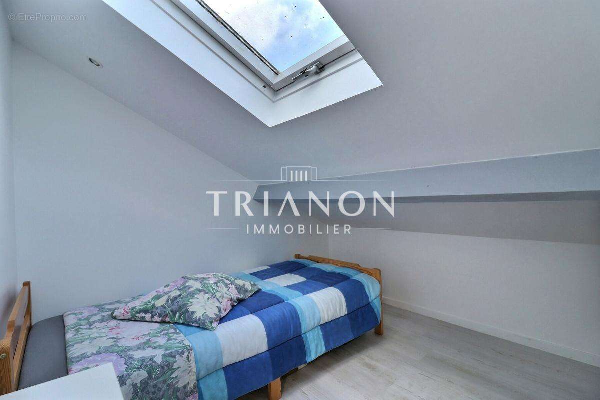 Appartement à SARTROUVILLE
