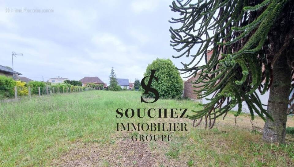 Terrain à BOUVIGNY-BOYEFFLES