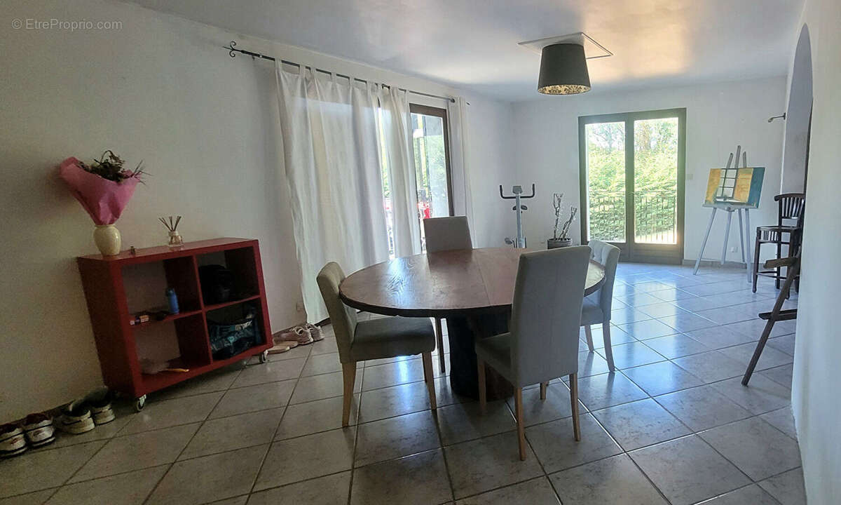 Maison 317m² à la bâtie-montgascon - photo 11