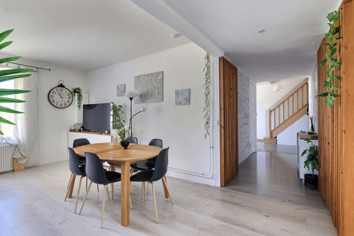 Appartement à MIONS