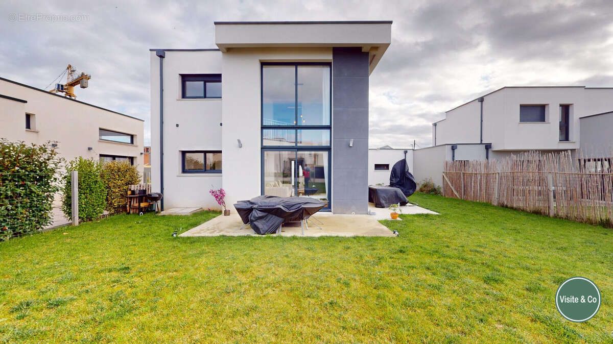 Maison à BLAINVILLE-SUR-ORNE