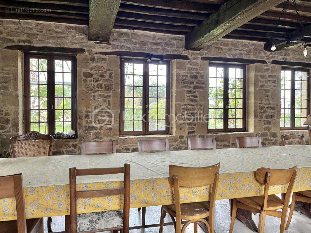 Appartement à BALAN