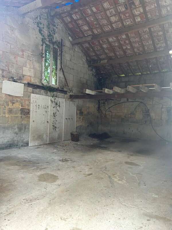 Maison à FARGUES-SAINT-HILAIRE