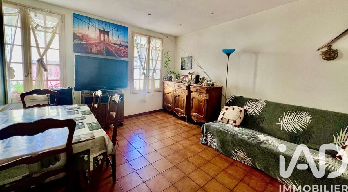 Photo 4 - Appartement à COLLOBRIERES
