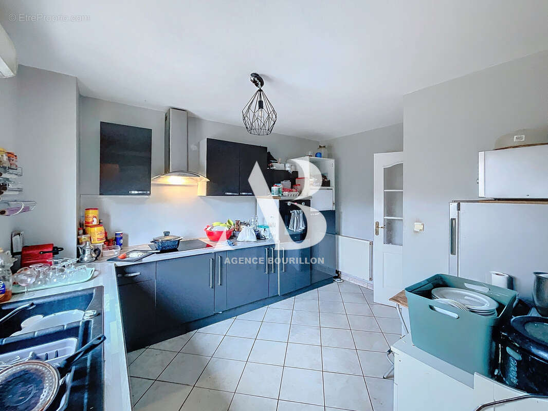 Maison à LA CHAPELLE-RABLAIS