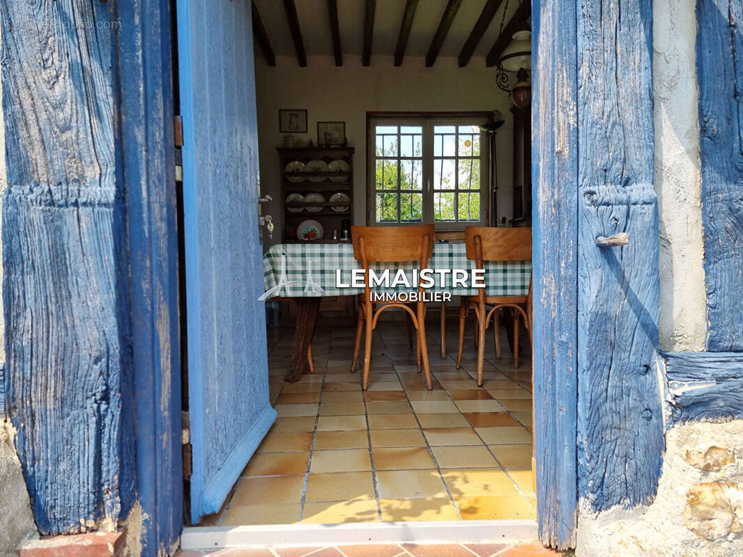 Maison à SAINT-PIERRE-DU-VAL