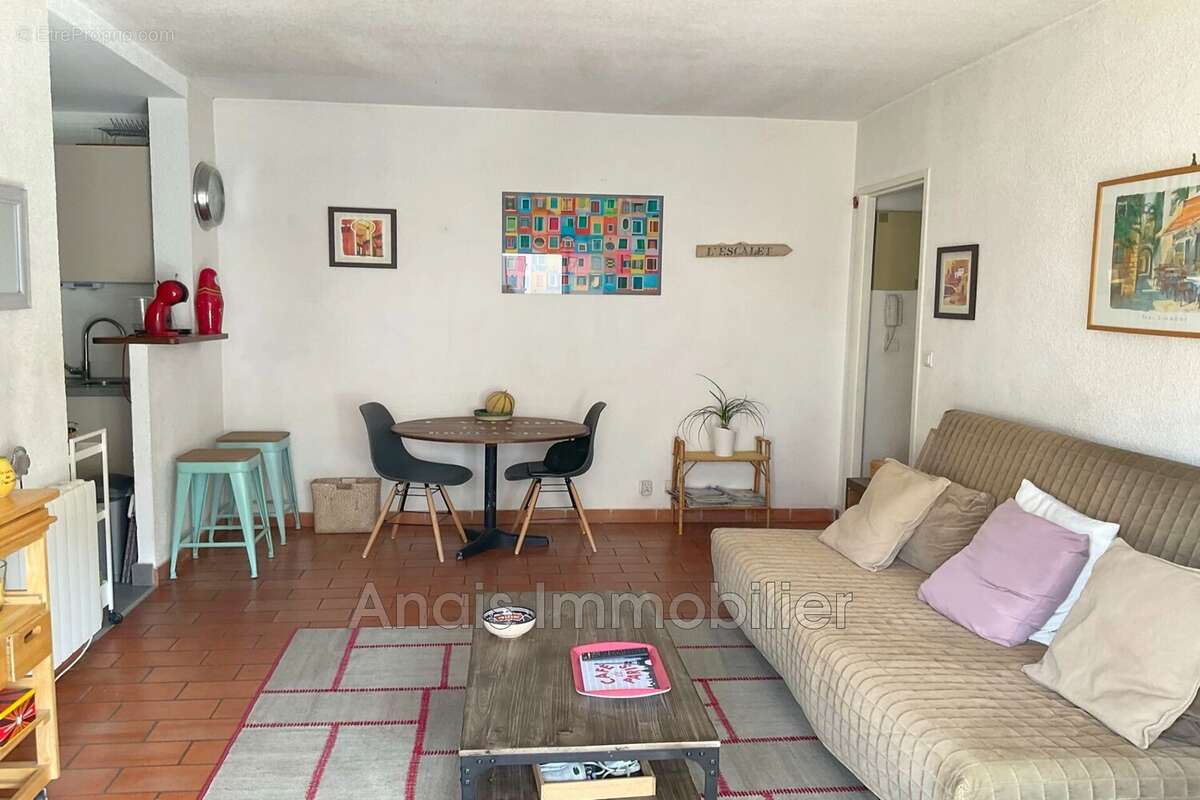 Appartement 32 m² à Cogolin  - photo 3