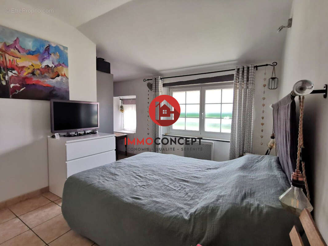 Maison à BAGNOLS-SUR-CEZE