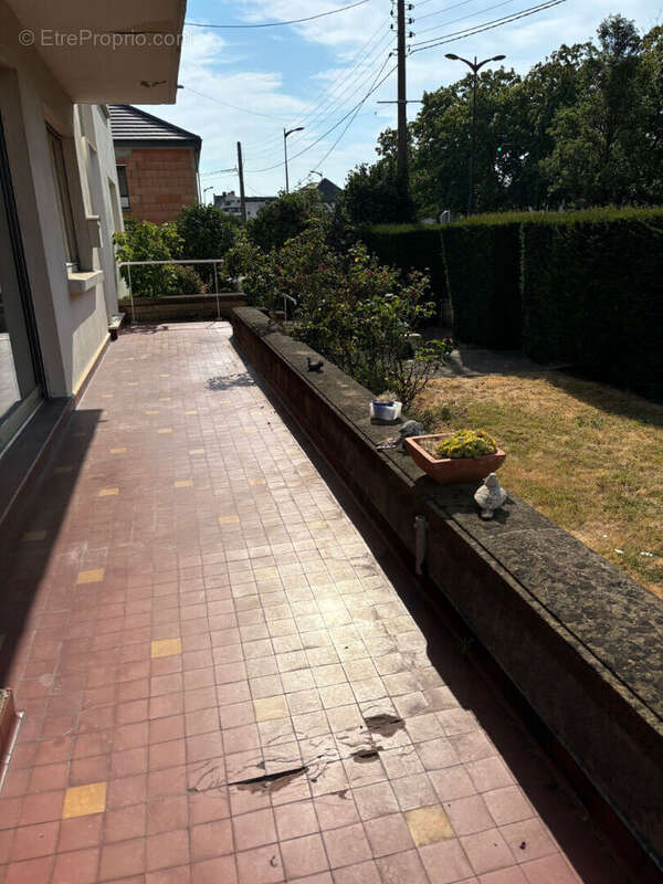 Maison 360 m² à Thionville  - photo 3