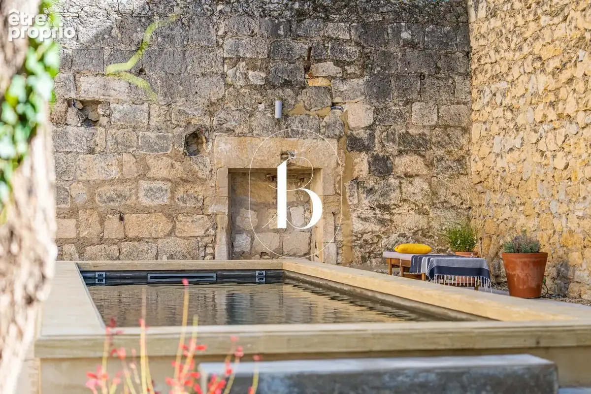 Entre Uzès et Avignon, Quand l'ancien rencontre le contemporain - photo 8