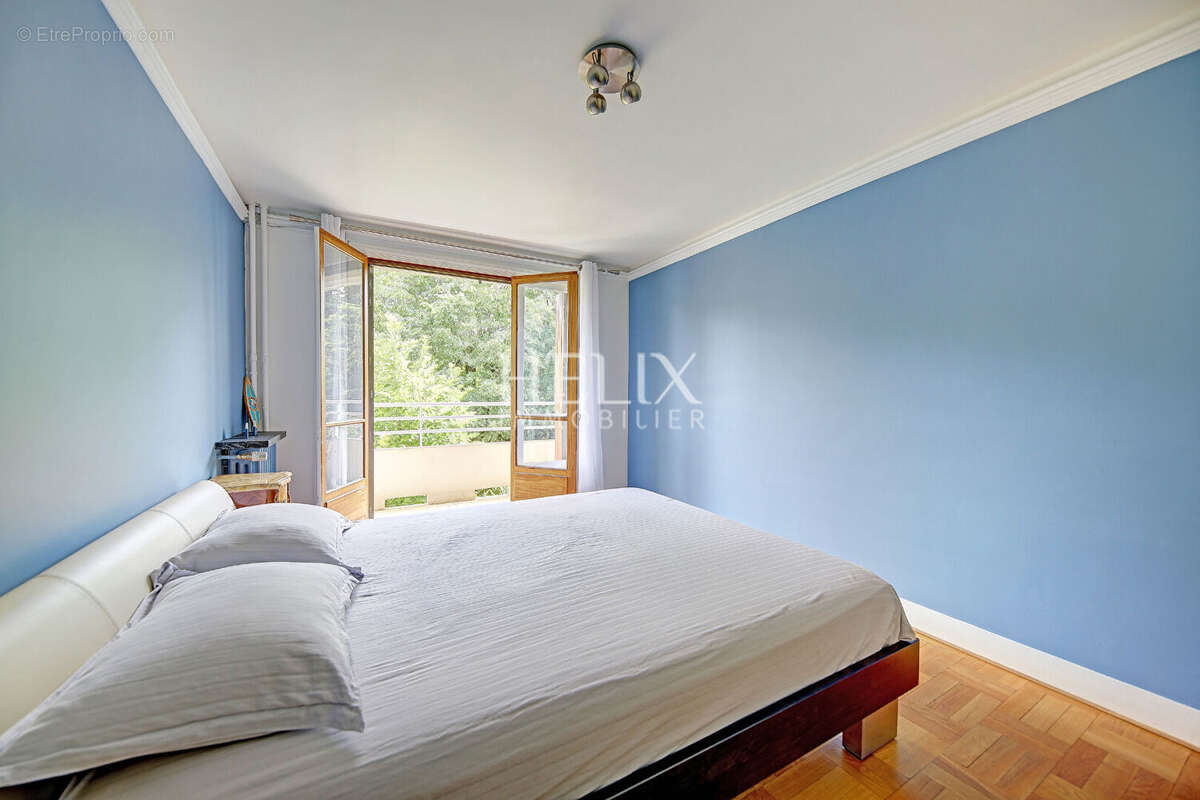 Appartement à LE VESINET