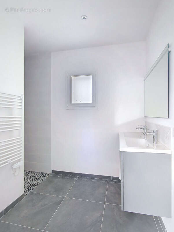 Maison à SAINT-ANDRE-DE-CUBZAC