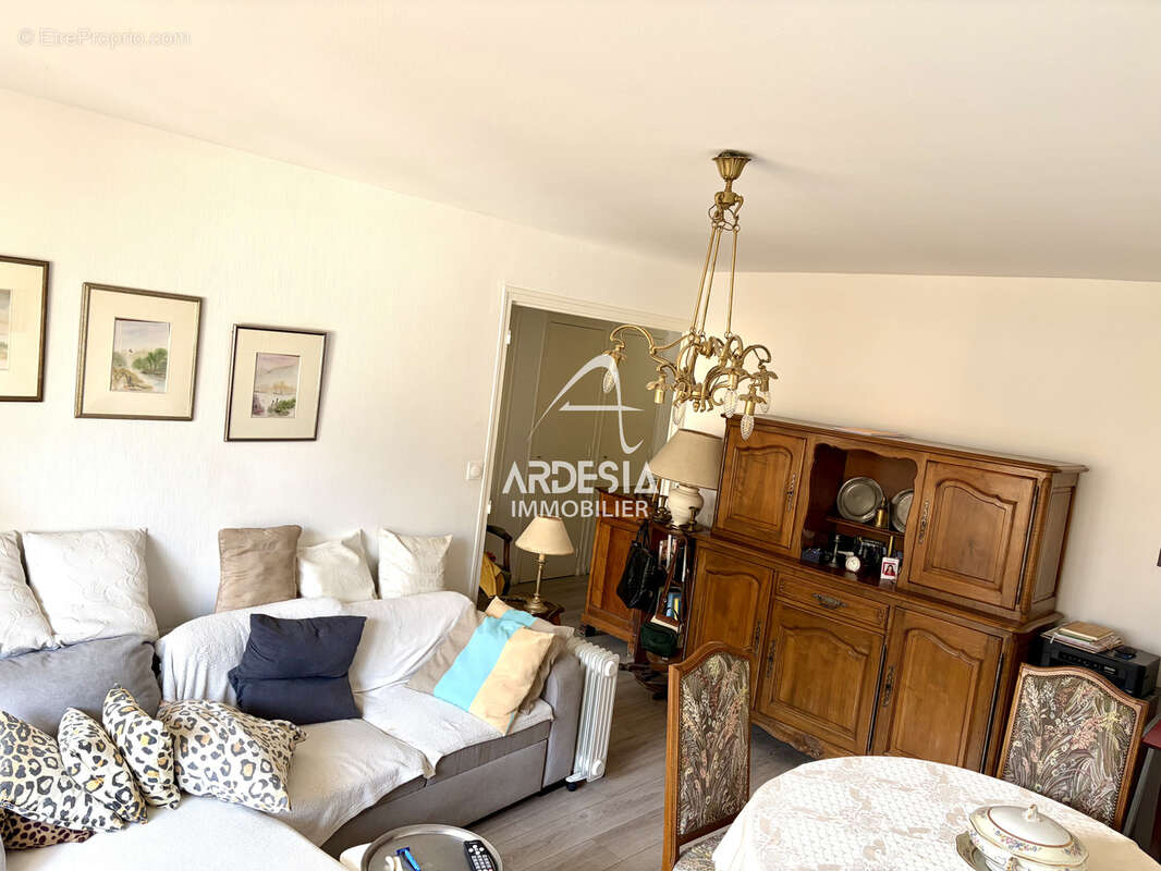 Appartement à SAINT-JEAN-DE-MAURIENNE