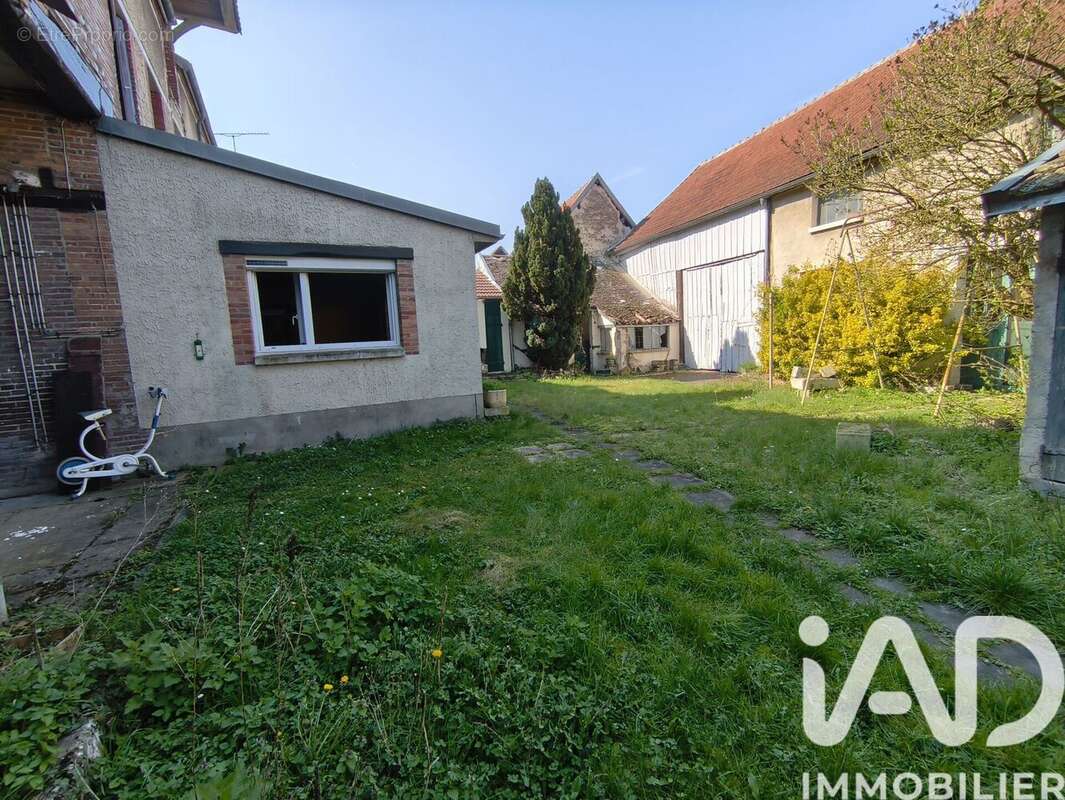 Photo 9 - Maison à ROMILLY-SUR-SEINE