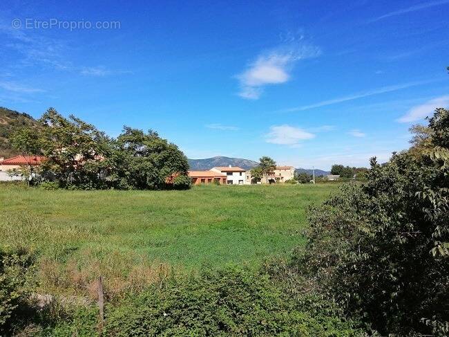 Terrain à RIA-SIRACH