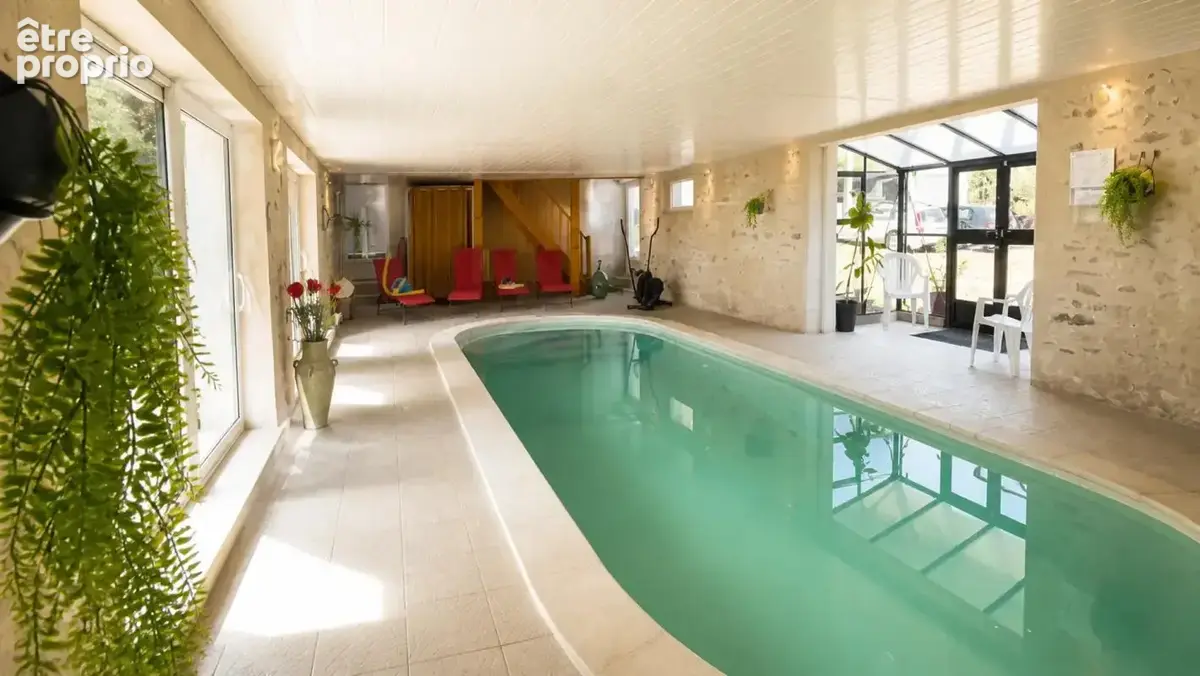 Domaine + 300 m2 dont maison de 10 pièces de 188 m² à Montsoué - photo 3
