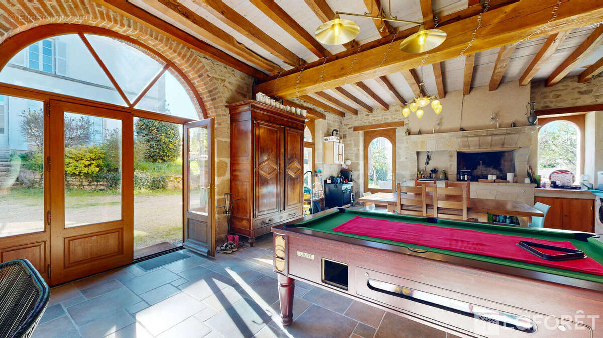 Maison à BOURBON-L'ARCHAMBAULT