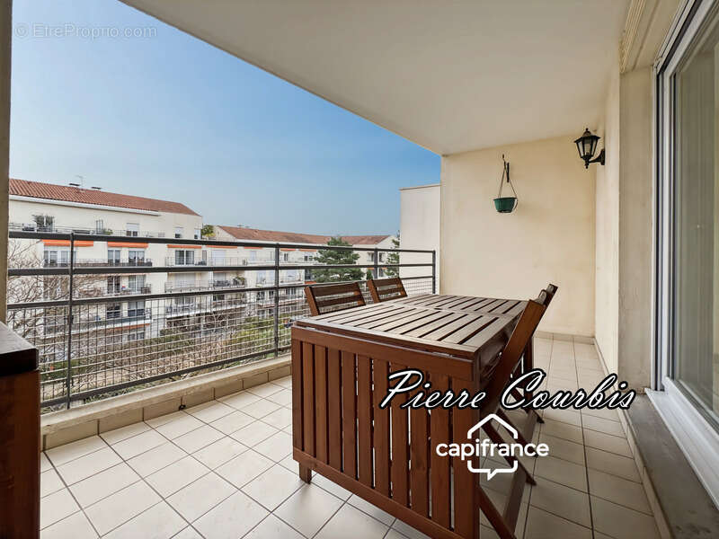 Appartement à BRON