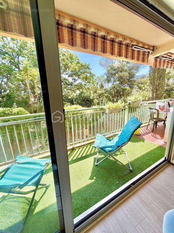 Appartement à SIX-FOURS-LES-PLAGES