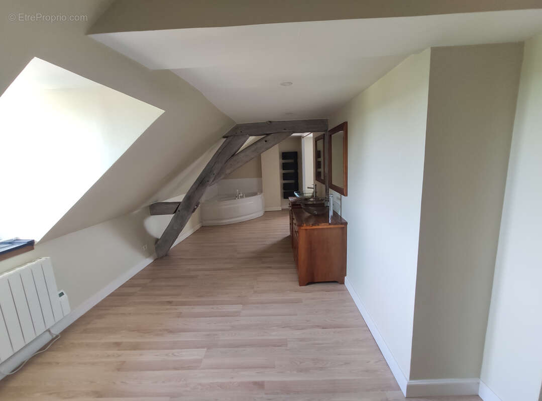Appartement à MEUNG-SUR-LOIRE