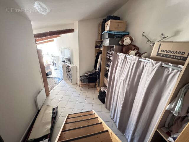 Appartement à PEYROLLES-EN-PROVENCE
