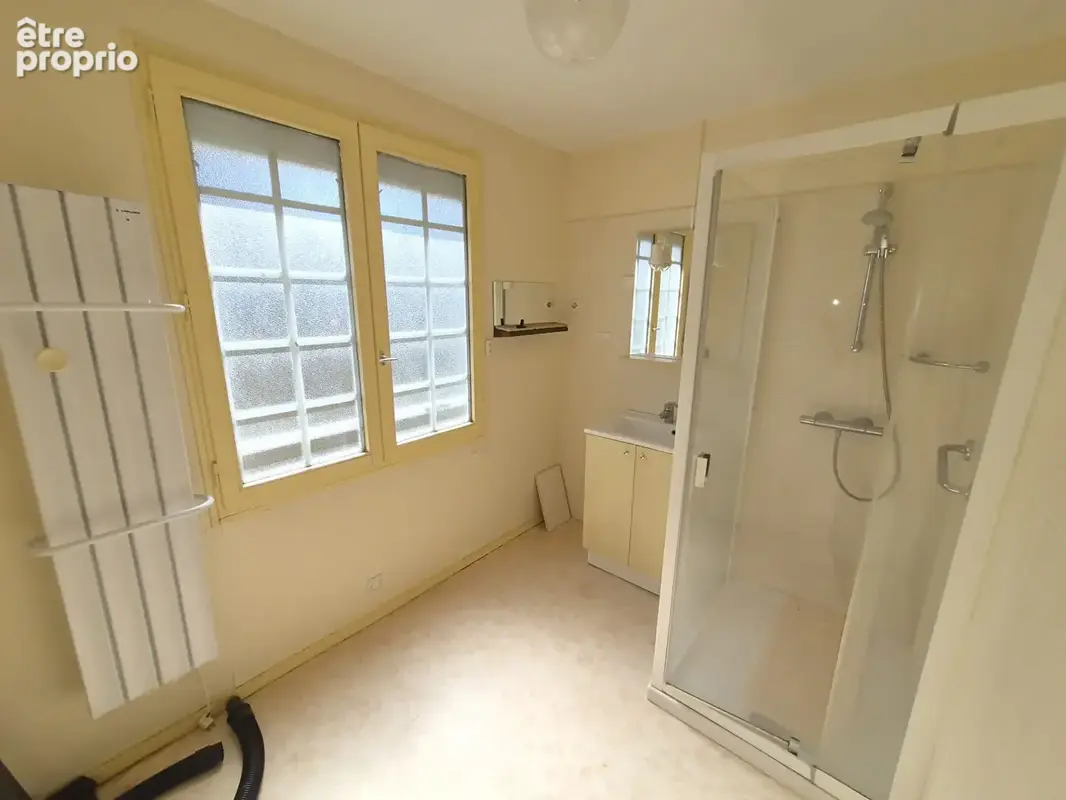 Pavillon en vente sur terrain de 714 m² - photo 7