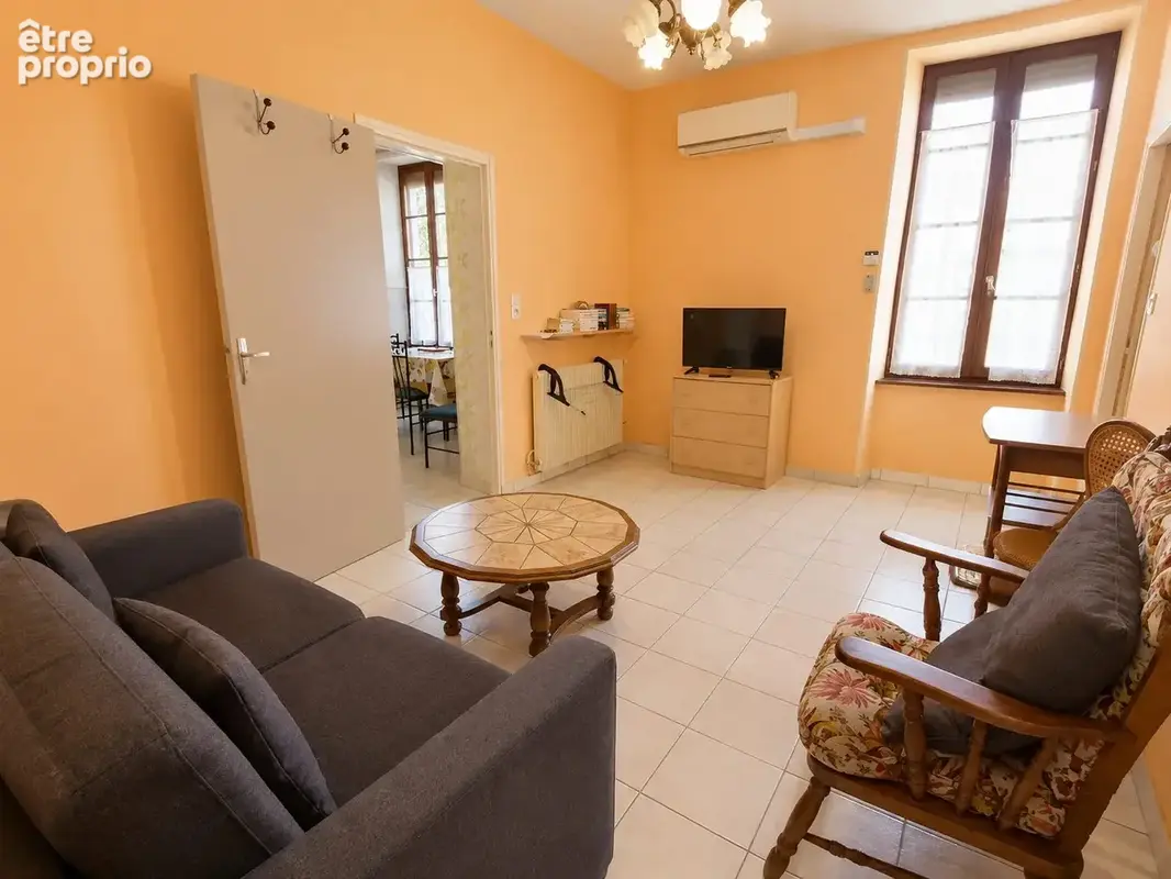 Appartement 122 m² à Evaux-Les-Bains  - photo 9