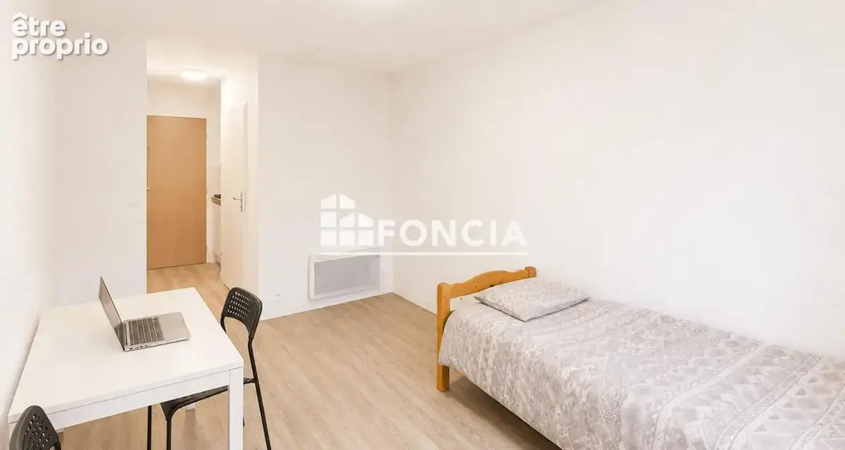 Talence Université – Studio rénové avec parking, vendu loué ! - photo 2