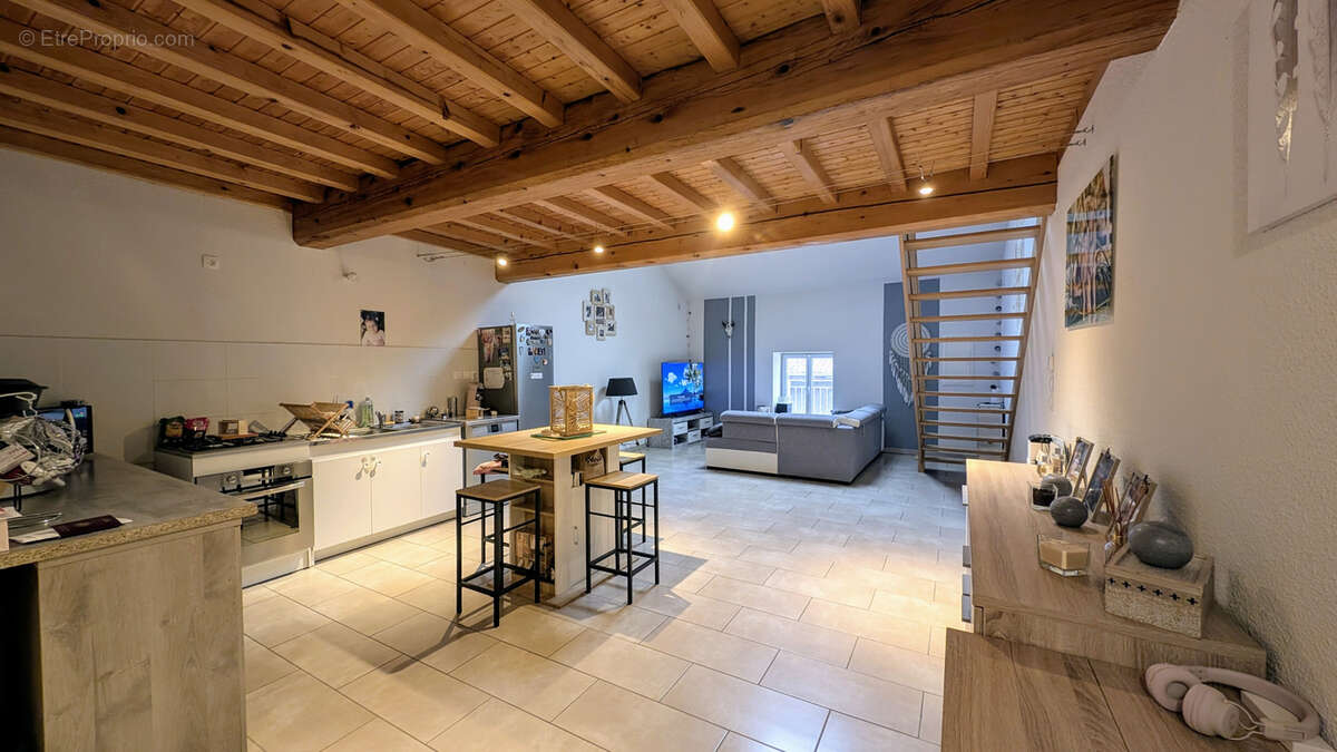 Appartement à PONT-D'AIN