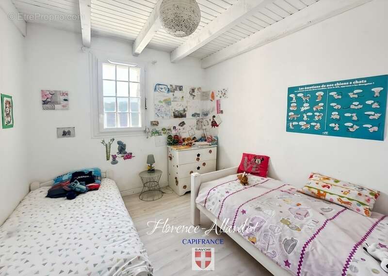 Maison à SAINT-JEOIRE-PRIEURE