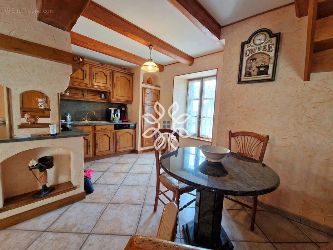 Maison à PEYRUSSE