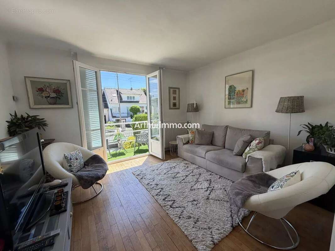 Maison à SUCY-EN-BRIE