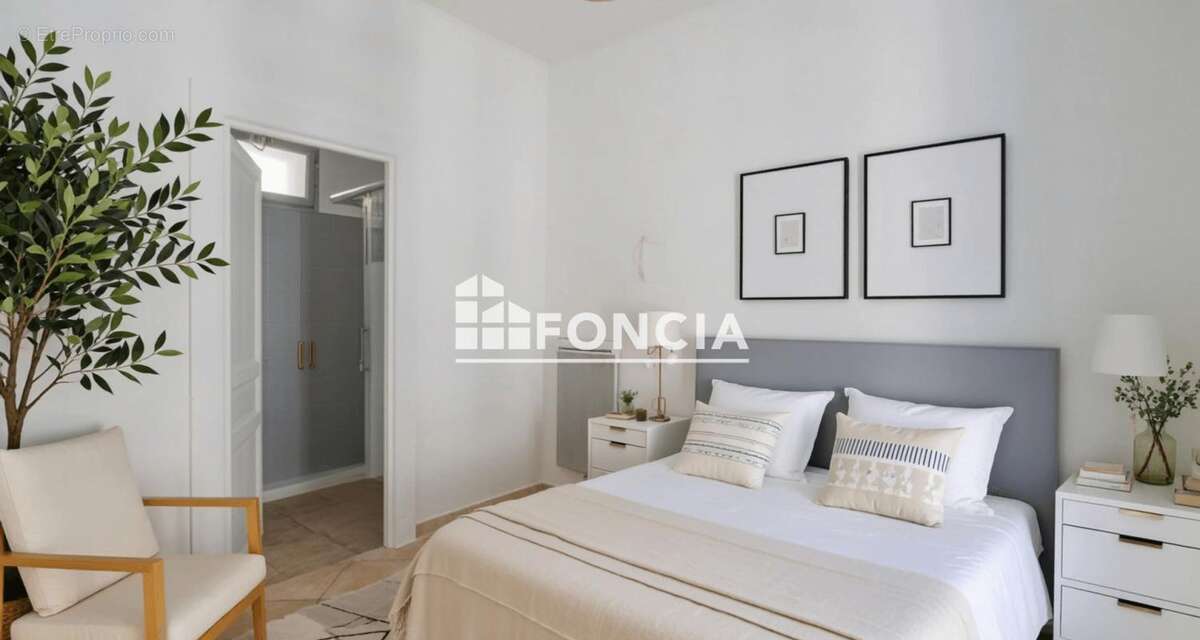 À vendre – T2 36 m² + une Cour de 7.5 m2 – Accès direct rue – Profession libérale autorisée – Marseille 6ᵉ - photo 9