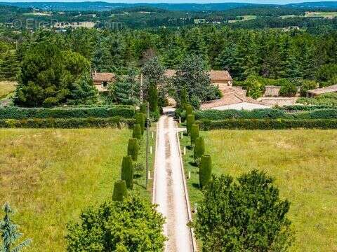 Maison 454 m² à Bonnieux  - photo 3