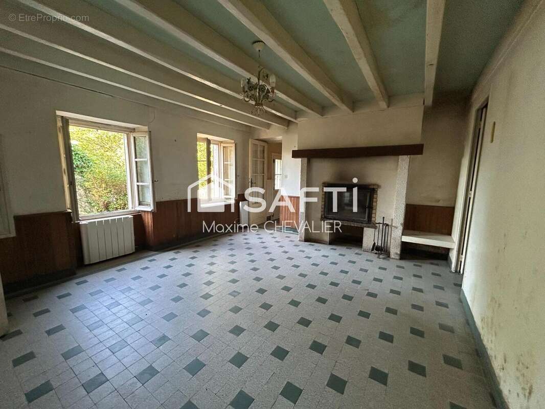 Maison 72 m² à Montipouret  - photo 3