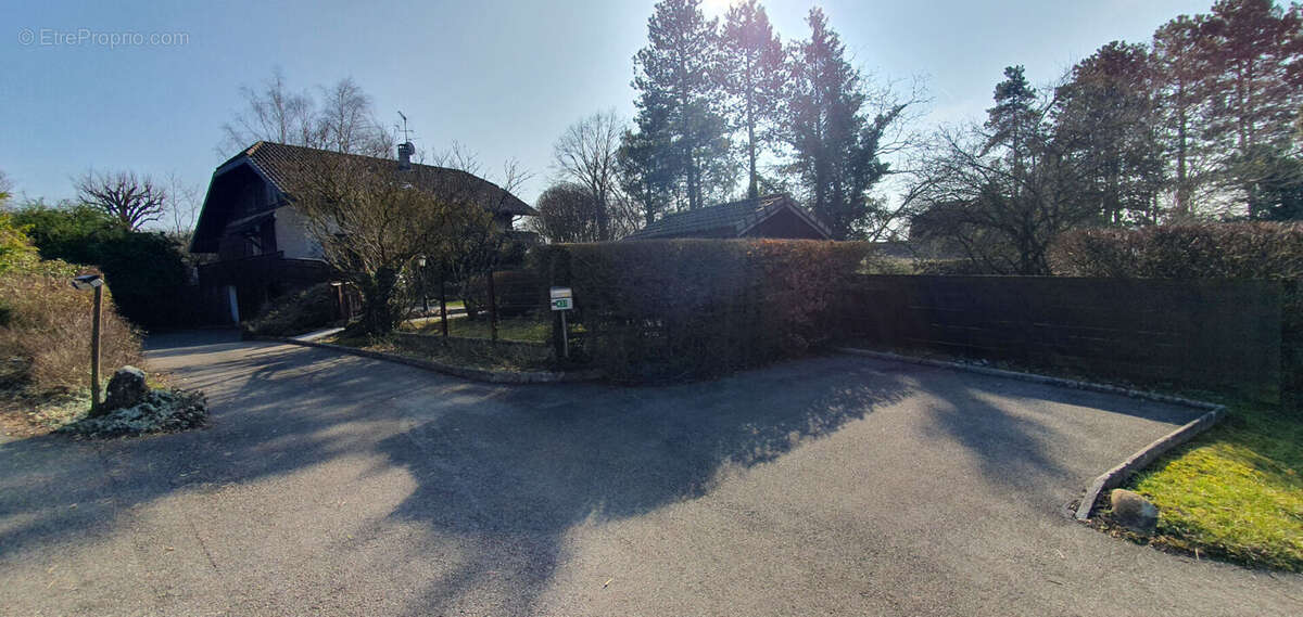 Maison à CRANVES-SALES