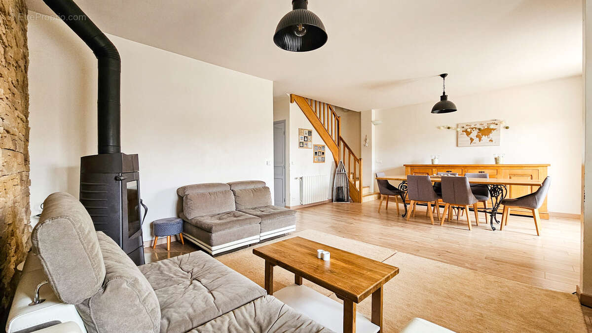 Maison à HOUILLES